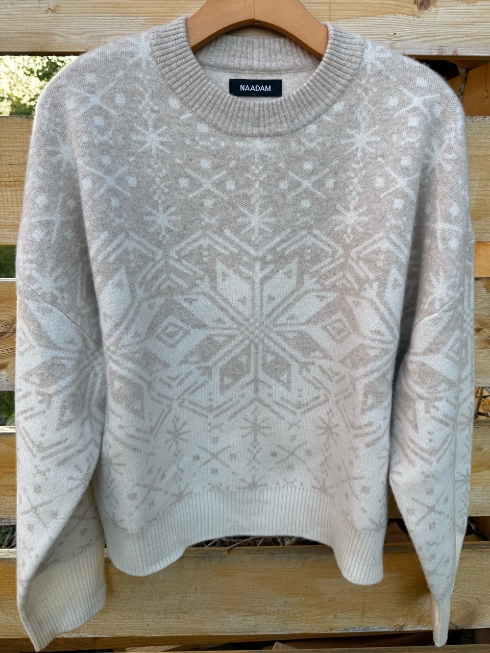 NAADAM Neutral Snowflake 100% Cashmere Crewneck Sweater